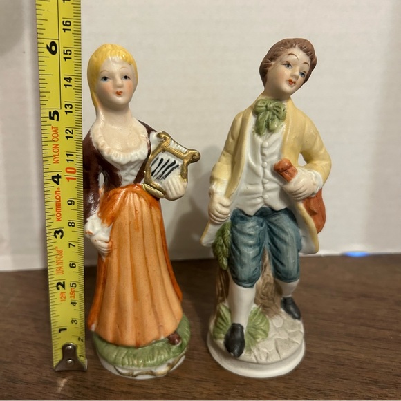Vintage Lot Of 2 Porcelain Figurines Pair Victorian Colonial Couple Man & Woman - Picture 7 of 7